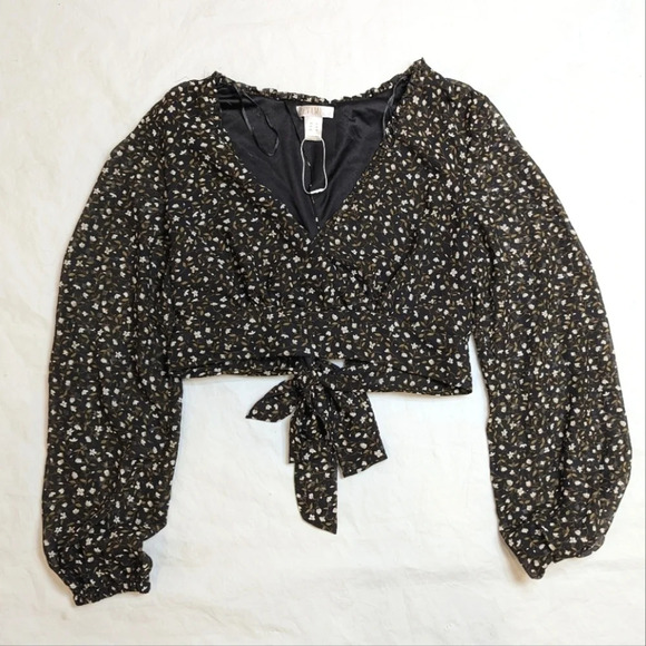 Revamped Black Floral Flowy  Long Sleeve Open Tie Back Crop Top Woman M Boho - Picture 1 of 6